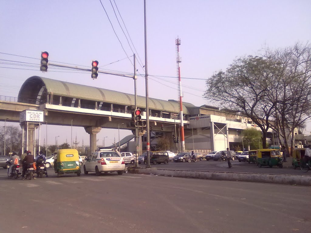 chhatarpur metro station